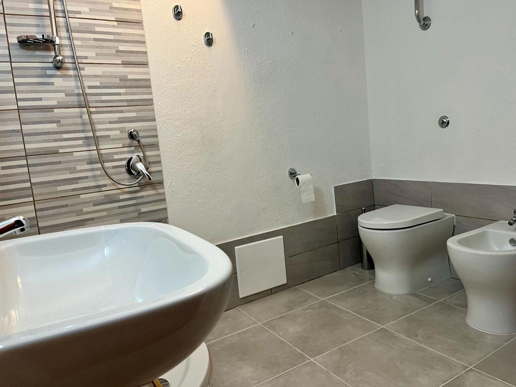 Ussàssai B＆B ジェンナーク Bed & Breakfast エクステリア 写真