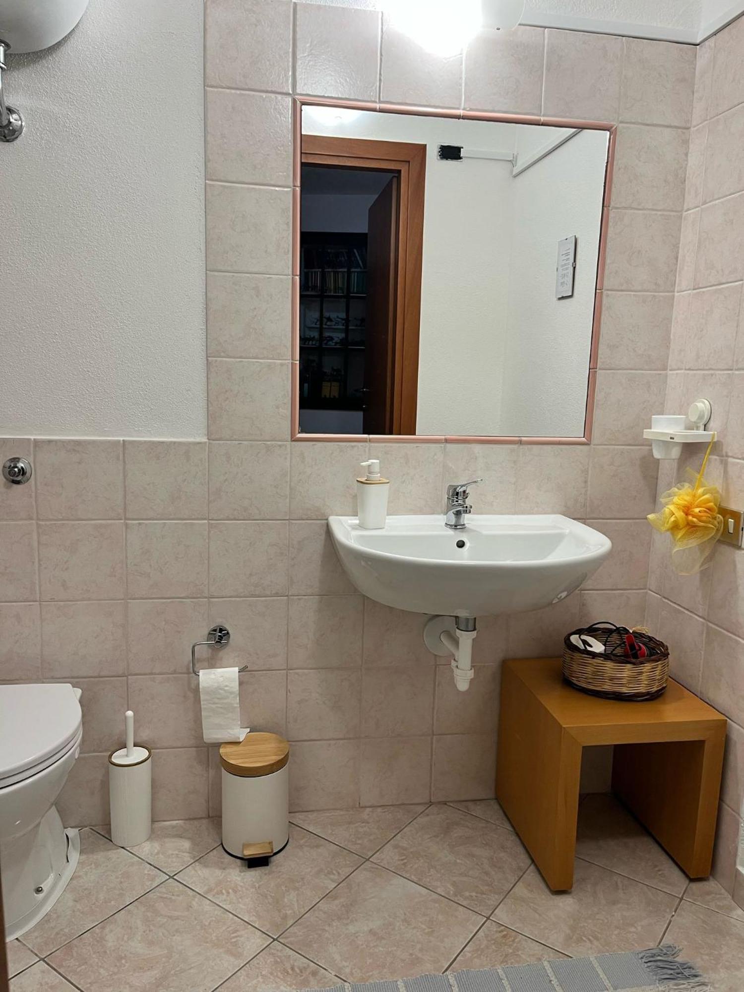 Ussàssai B＆B ジェンナーク Bed & Breakfast エクステリア 写真